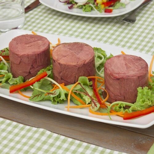 Carne en lata y elaborada